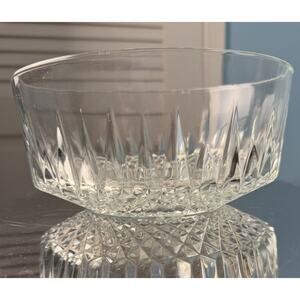 Vintage Arcoroc France Starburst Diamant Serving Bowl Medium 8"